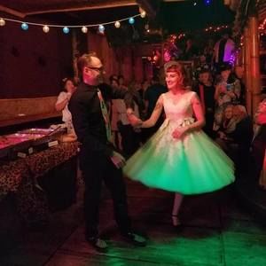 Meet your Posher, Amira